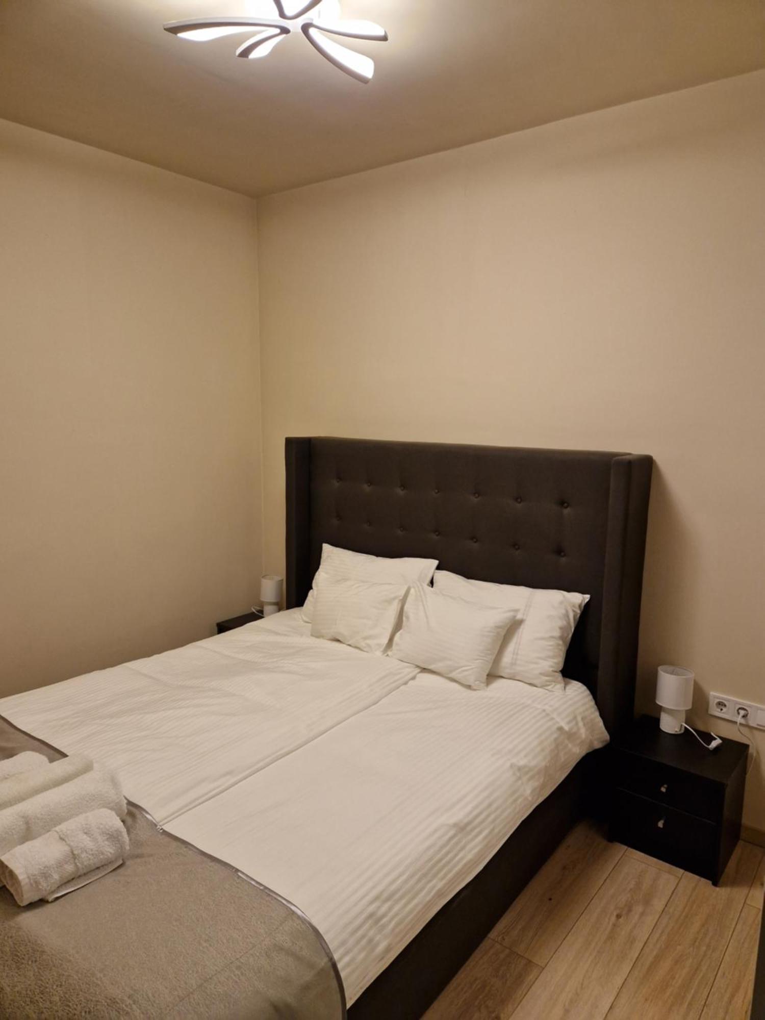 Hajnal Apartman Apartamento Szeged Quarto foto