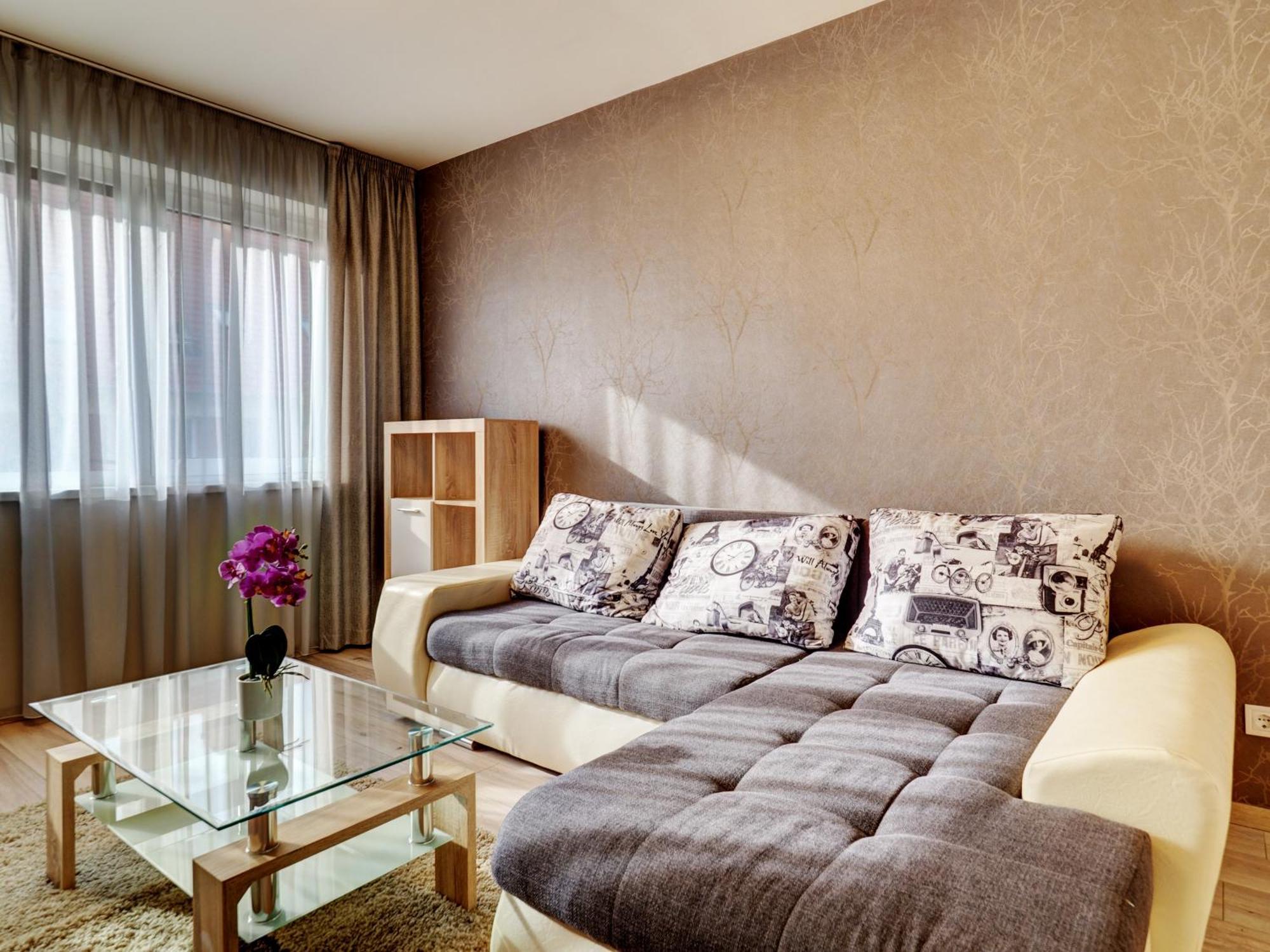 Hajnal Apartman Apartamento Szeged Quarto foto